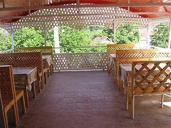 Aranyhordo Panzio Etterem Es Pizzeria Hotel Pere