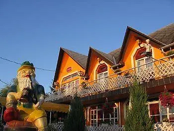 Aranyhordo Panzio Etterem Es Pizzeria Hotel 3*